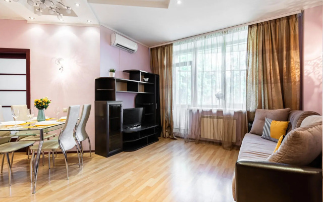 Апартаменты Комфорт на улице Зои Космодемьянской 1