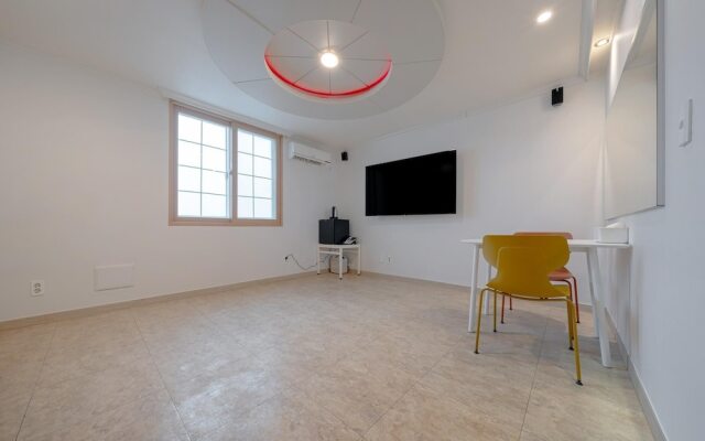 Gwangju Chungjangro Tiffany Self Check-in Motel