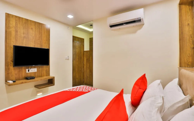 OYO 22673 Hotel Suncity