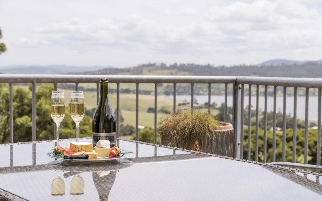 Armalong Winery Chalets