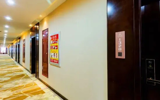 Zhangye Tianwei International Hotel (High-speed Railway West Station)