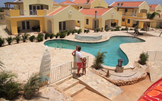 Courtyard Village Bonaire