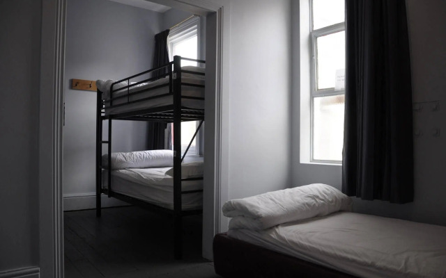 The Backpackers Imperial Hotel - Hostel