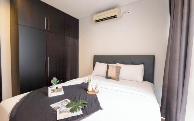 Strategic Place 2Br Apartment With Private Lift Masterpiece The Epicentrum Kuningan – Guest Rooms – Jakarta