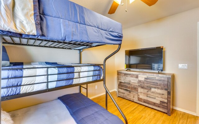Sunny Surprise Home: Heated Outdoor Pool, Hot Tub!