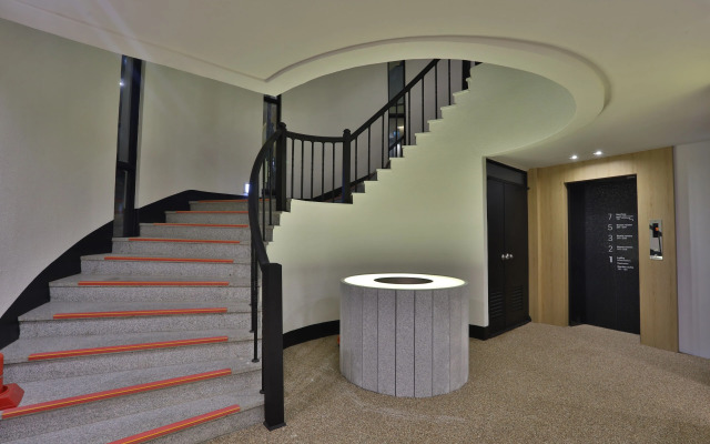 Hotel 701
