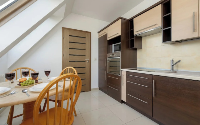 Apartment Near Gubałówka by Renters