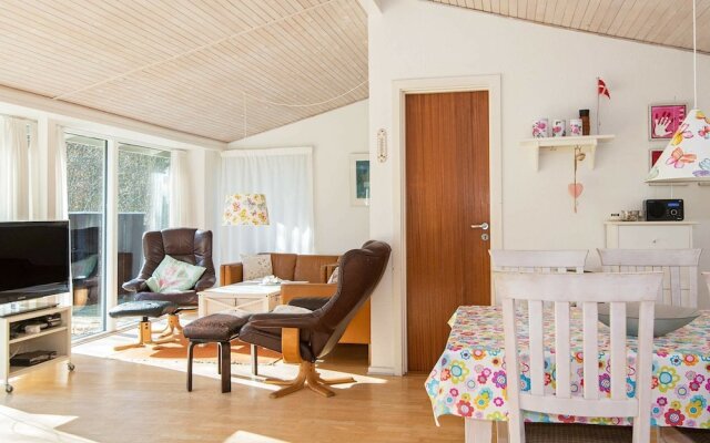Beautiful Holiday Home in Glesborg Near Sea