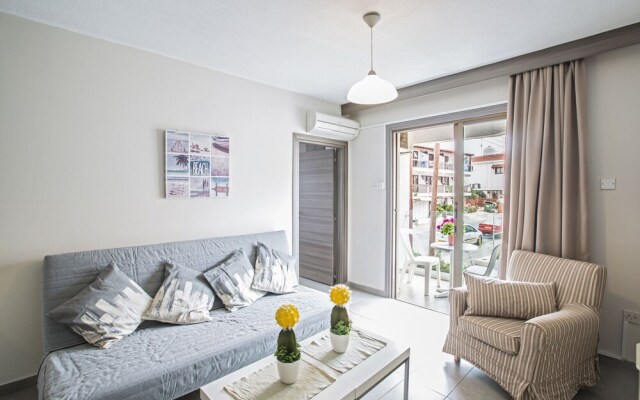 Ayia Napa Holiday Apartment So5