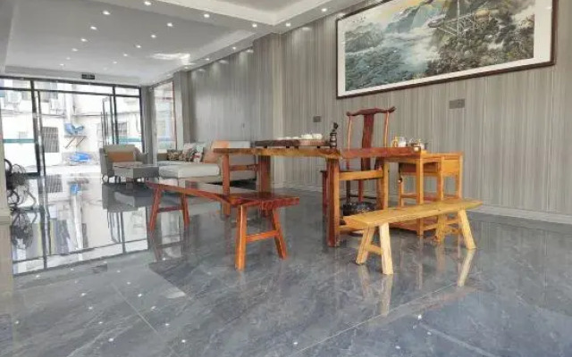 Xiandao Lake Four Seasons Lakeside Hotel (Sky City Scenic Area)