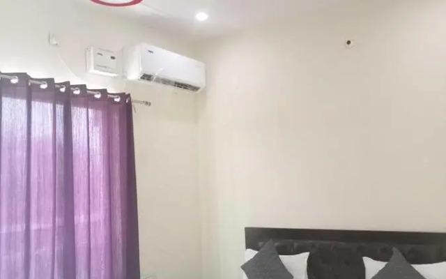 OYO 91842 Hotel Bliss