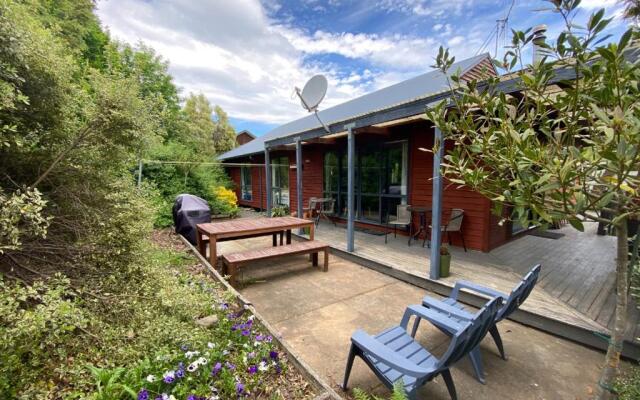 17 Chisholm Crescent