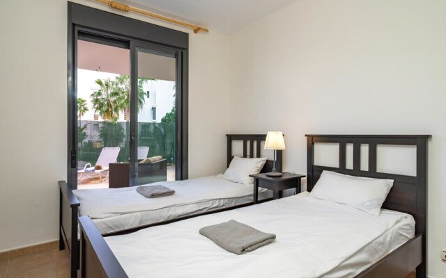 Alamar Poolfront garden apartment Ref 46