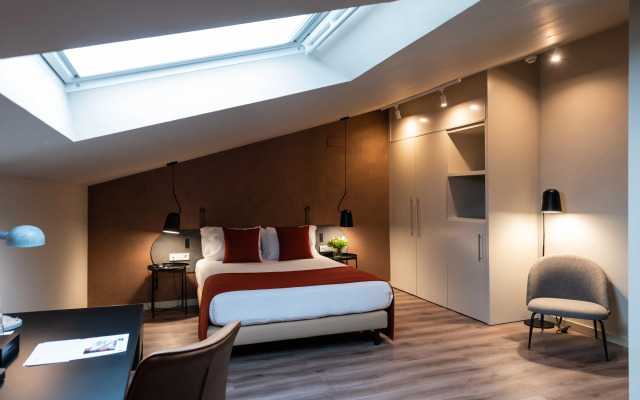 Atenea Rekord Suites