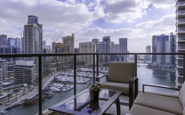 Airy Apartment With the Best View of Marina!, фото 4