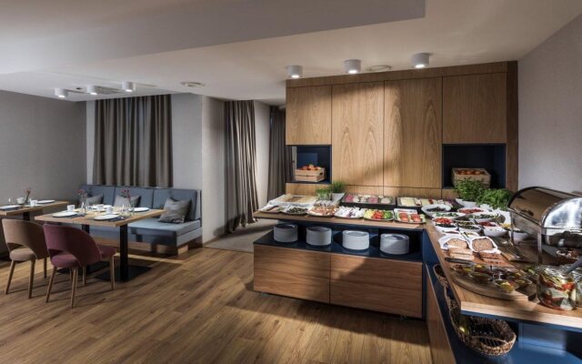 Hotel Antares