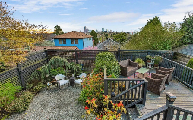 Madrona Bliss A Modern Escape