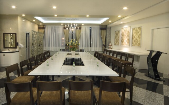 OYO 151 An Binh Hotel