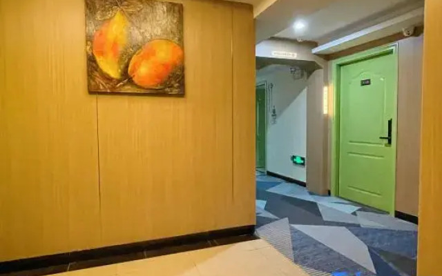 Manyi Light Luxury Hotel