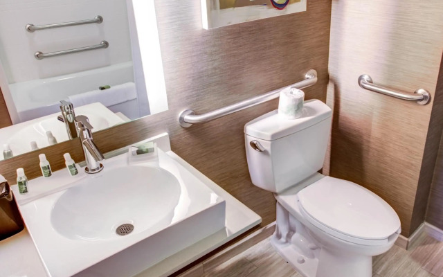 Cambria Hotel Plano Frisco