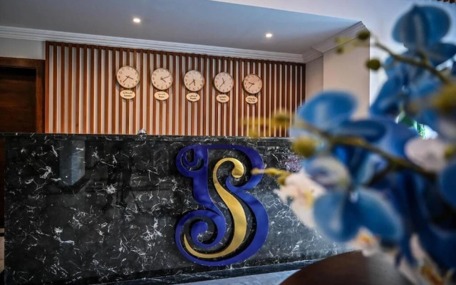 sas blue suites