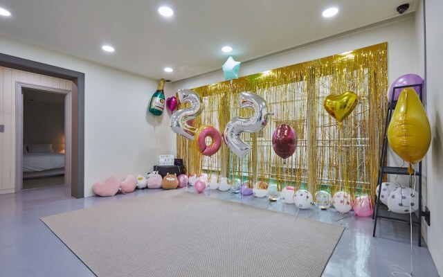 Seoul Myeongdong House