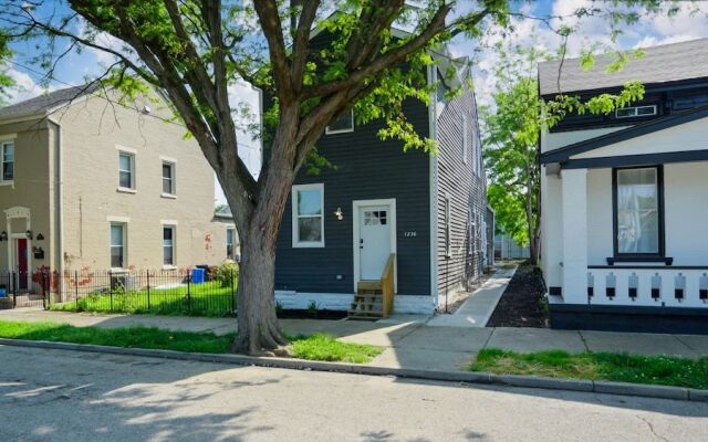 Lee Street Lodge