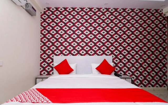 Angel Pink Hotel by OYO