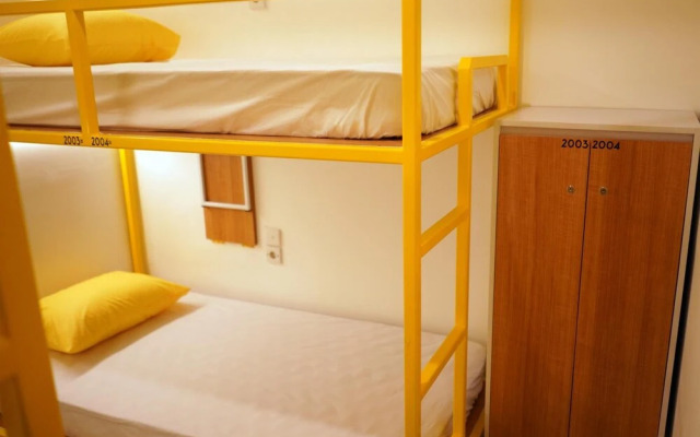 Caricia Hostel