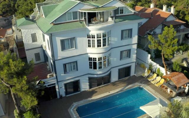 Pine Hotel Ayvalık