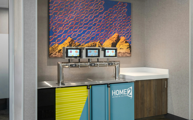 Home2 Suites BY Hilton Phoenix Midtown