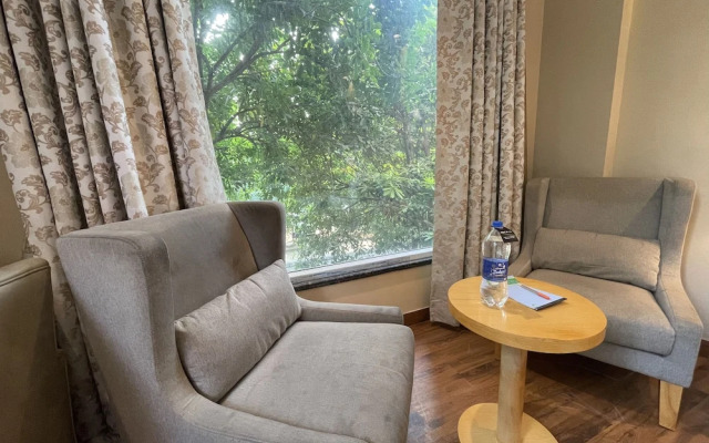 Saltstayz Select - Galleria Market & Golf Course Road