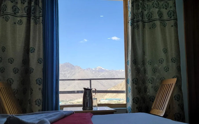 Hotel Jeevanam Villa