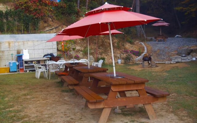 Seosan Pinehealing Pension