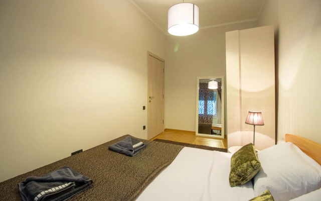 Dani City Center Apartment