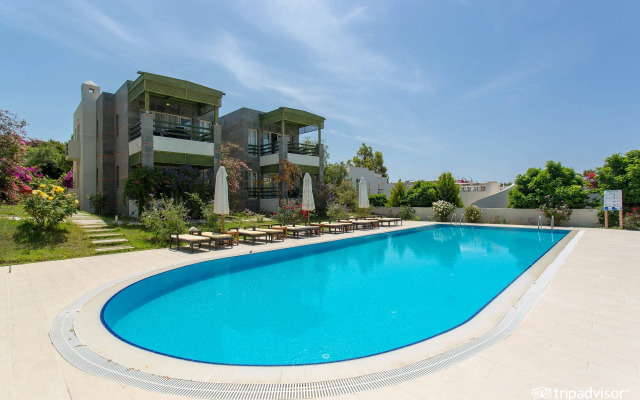 Отель Costa Luvi 