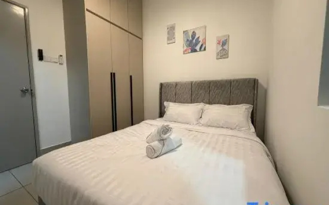 Kuala Lumpur Razak City Residence near TRX | Pool & Gym