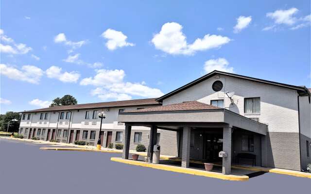 Americas Best Value Inn West Frankfort
