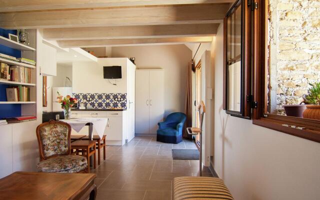 Comfortable gite in picturesque medieval village