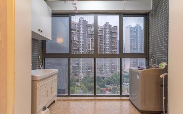 Locals Apartment Inn 01