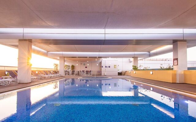 Premier Inn Abu Dhabi Airport (Business Park)
