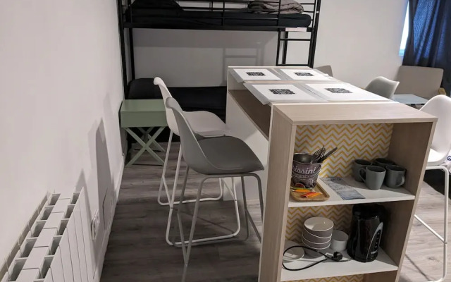 Guesthouse near Charles De Gaulle Airport