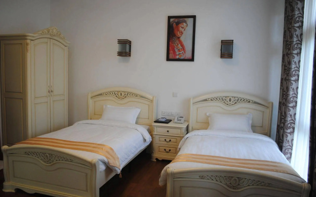 Myitkyina Plam Spring Resort Hotel