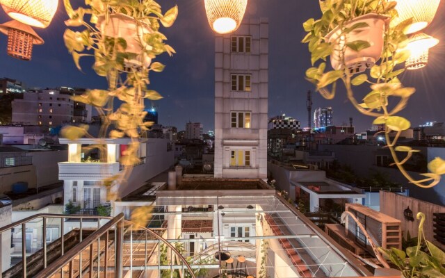 The Like Hostel & Cafe