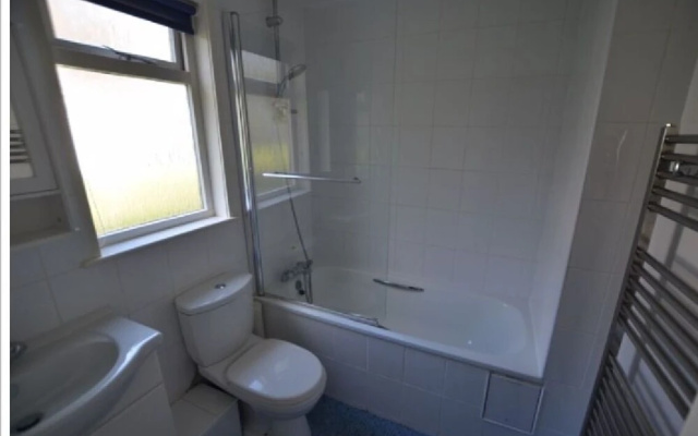NEW 3BD Swiss Style Chalet St Ives Holiday Village