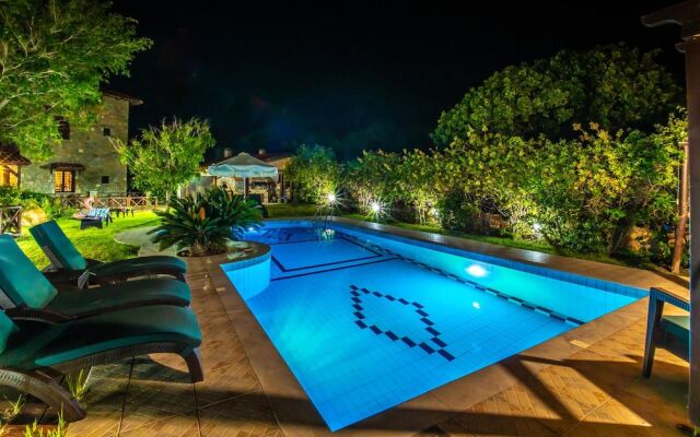 Amazing Home in Milatos, Lasithi With Wifi and 3 Bedrooms