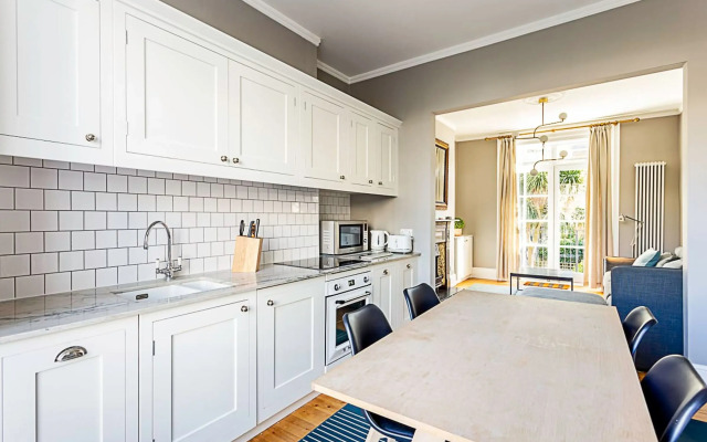Idyllic Islington Flat