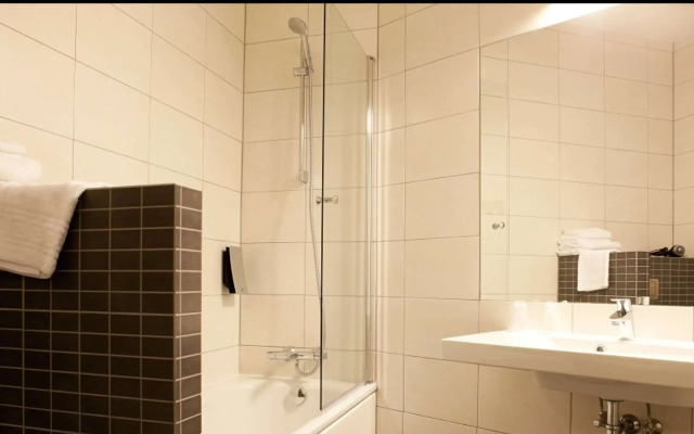 Comfort Hotel LT - Rock 'n' Roll Vilnius