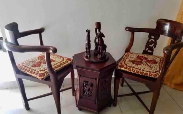 Beautiful 3-bed 2 Bath House at Spur Road Freetown