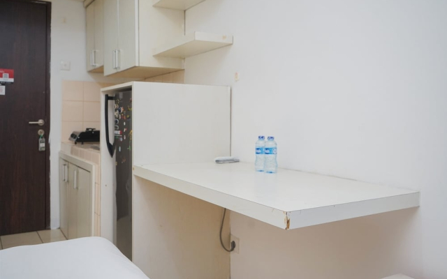 Homey And Nice Studio At Serpong Greenview Apartment